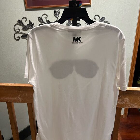 NWOT Michael Kors White T-Shirt Aviator Sunglasses Graphic Medium. #213 - Picture 3 of 5